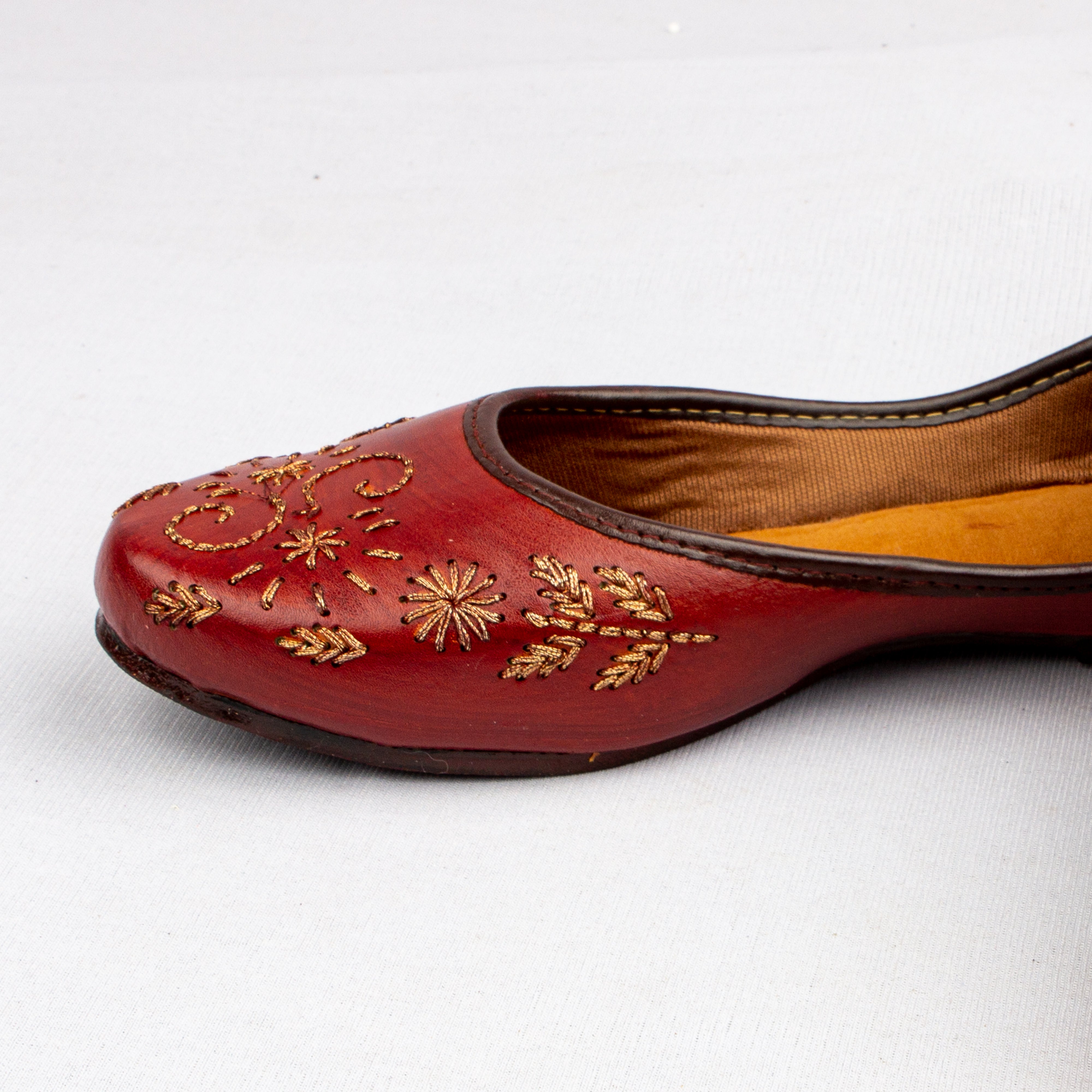 Two Tone Brown Traditional Jutti