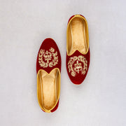 Red Velvet Almond Shape Jutti