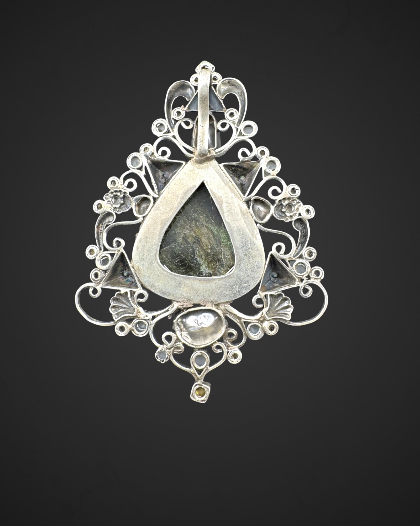Jade Legacy Pendant Chain