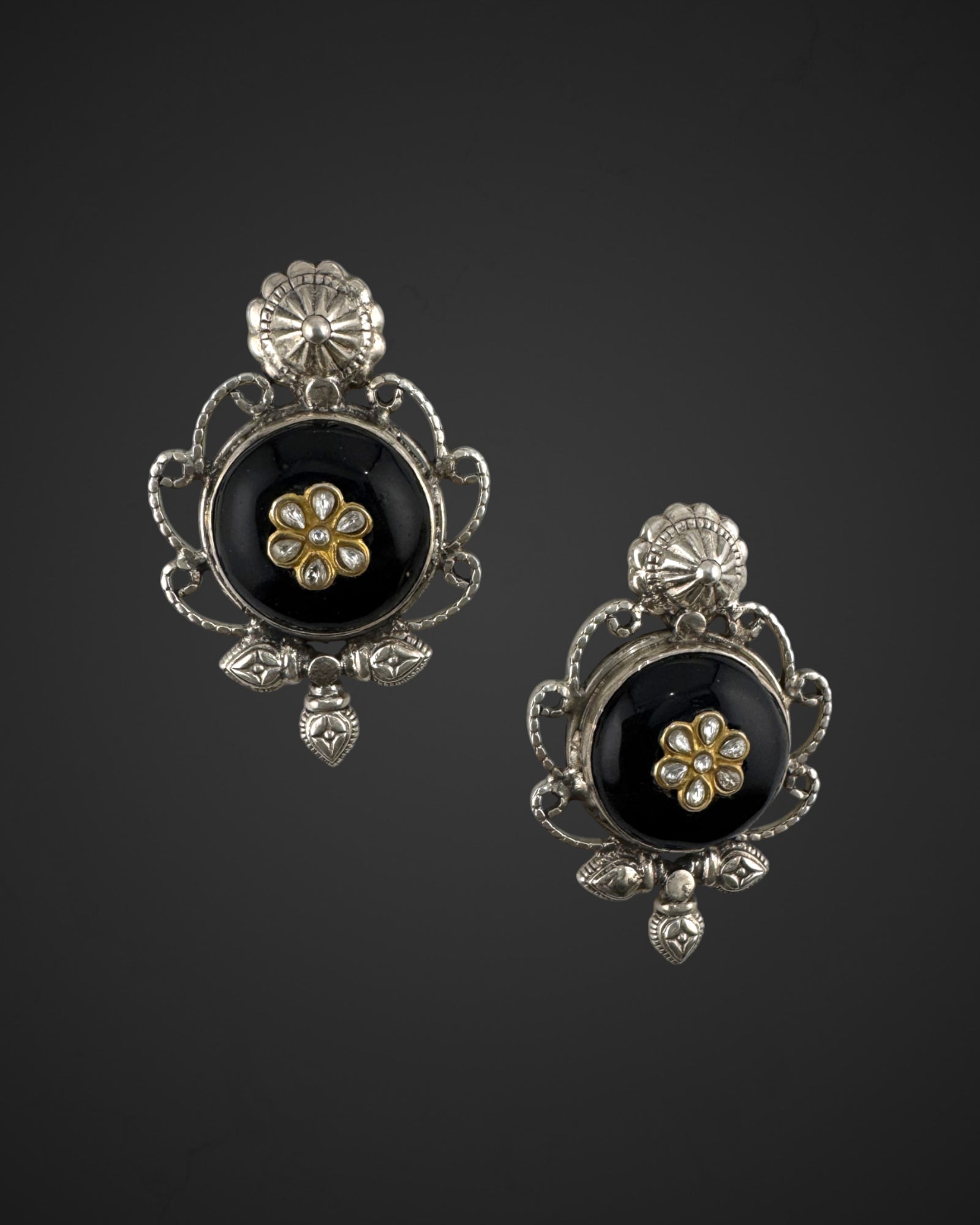Rich Contrast Studs