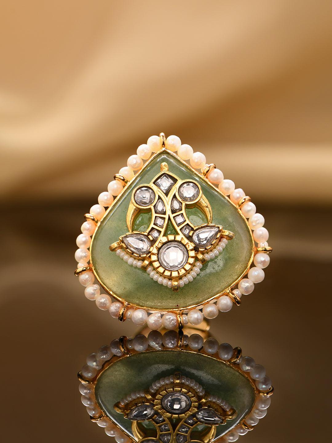 Golden Jade Symphony Ring - Dyulokha