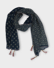 Charming Wraparound Scarf