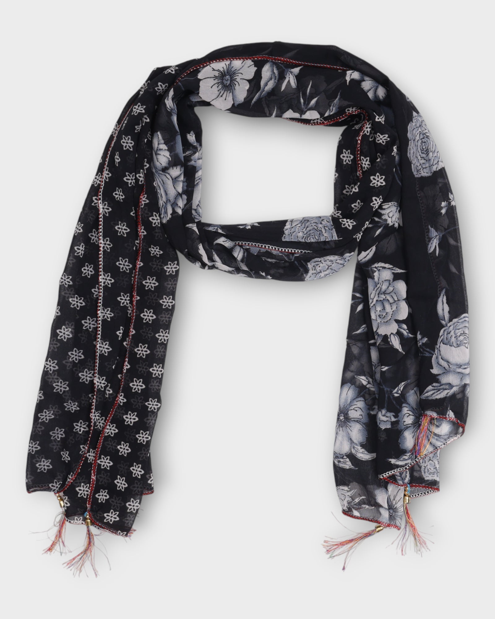 Sleek Scarf with Flowers