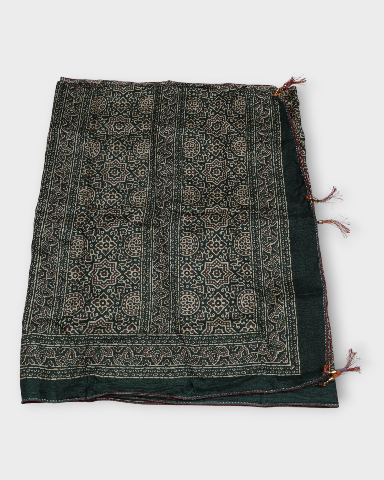 Essential Scarf for Every Outfit