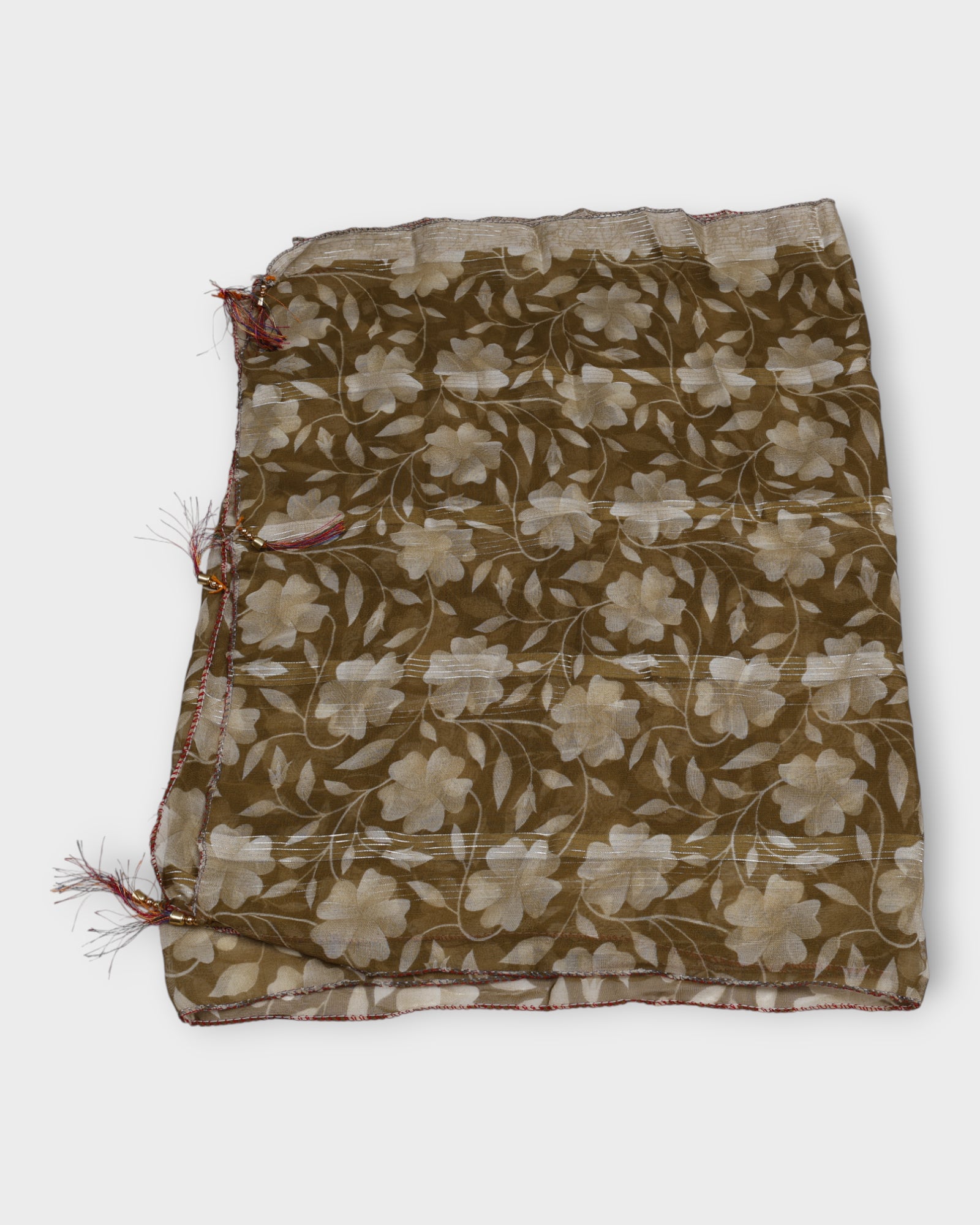 Elegant Floral Scarf for All Seasons