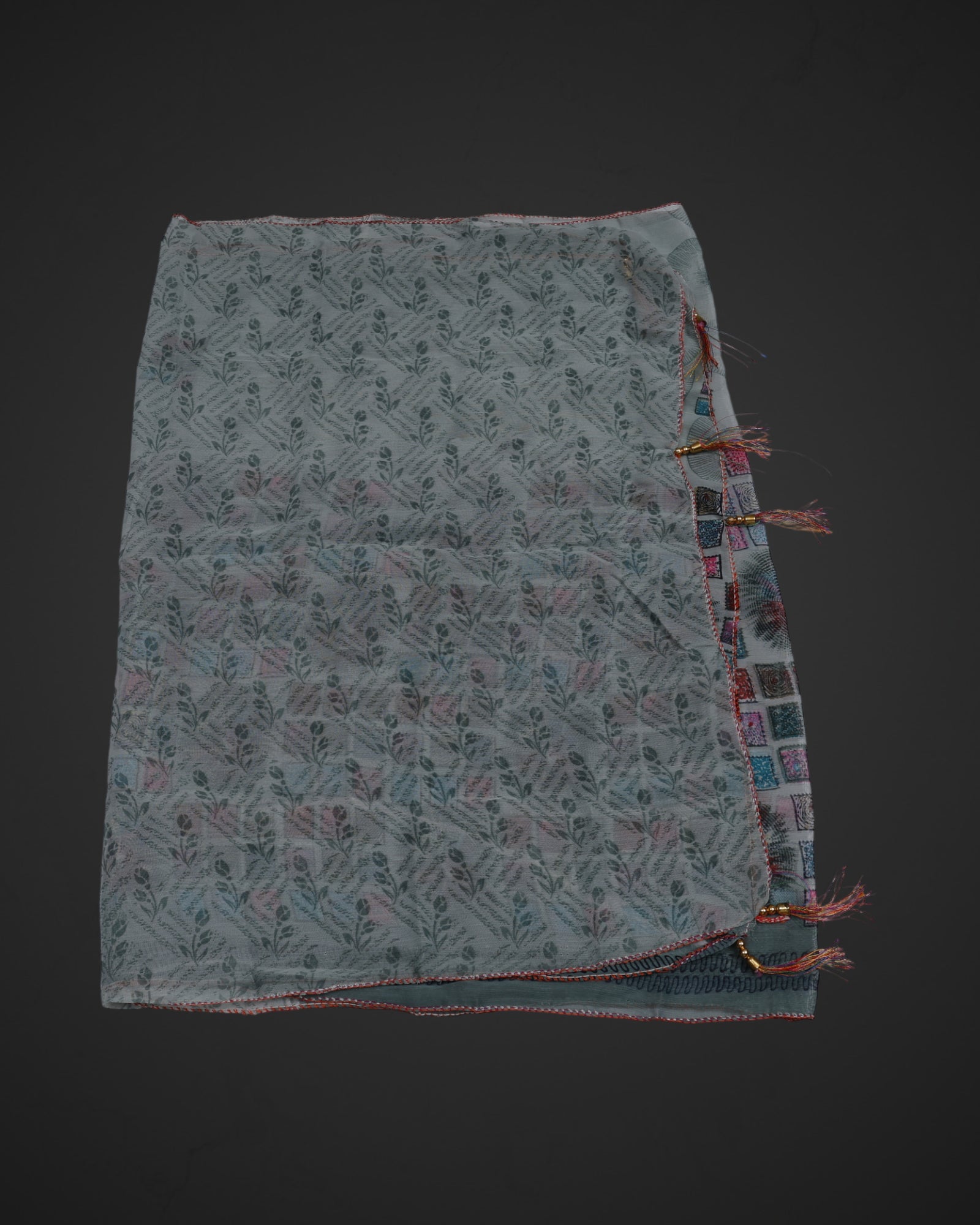 Stylish Geometric Print Scarf