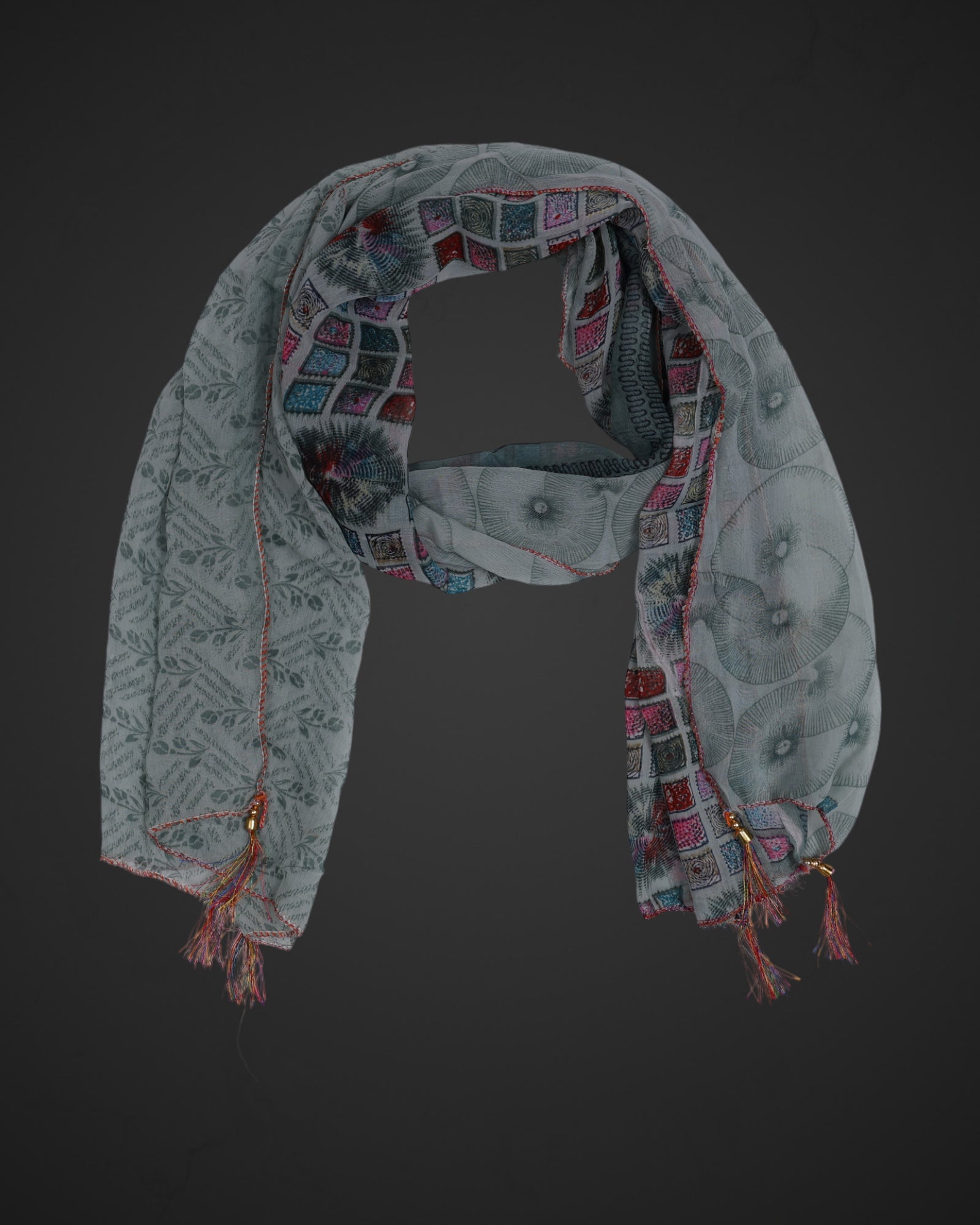 Stylish Geometric Print Scarf