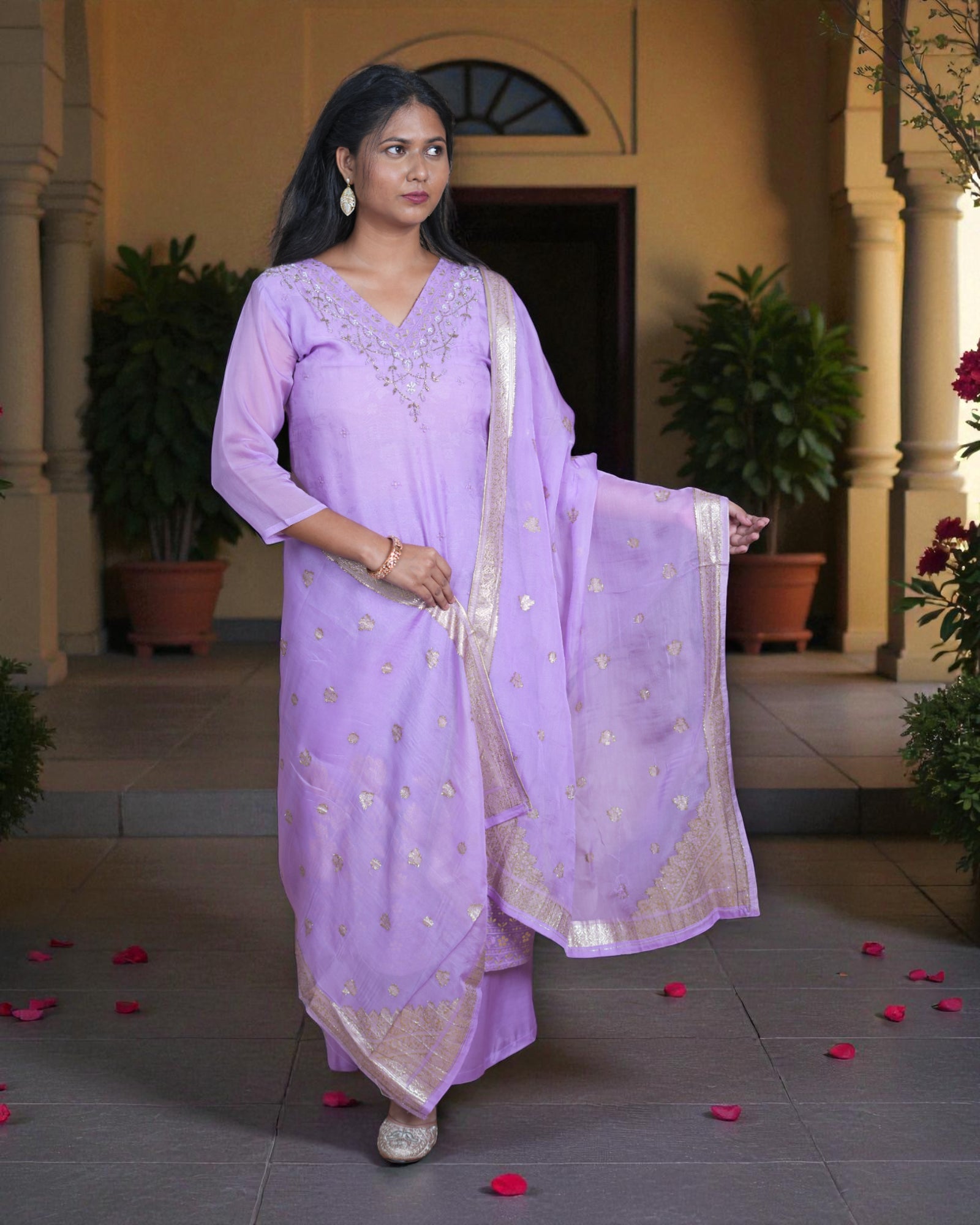 Chanderi Silk Banarasi Embroidered Kurta Set