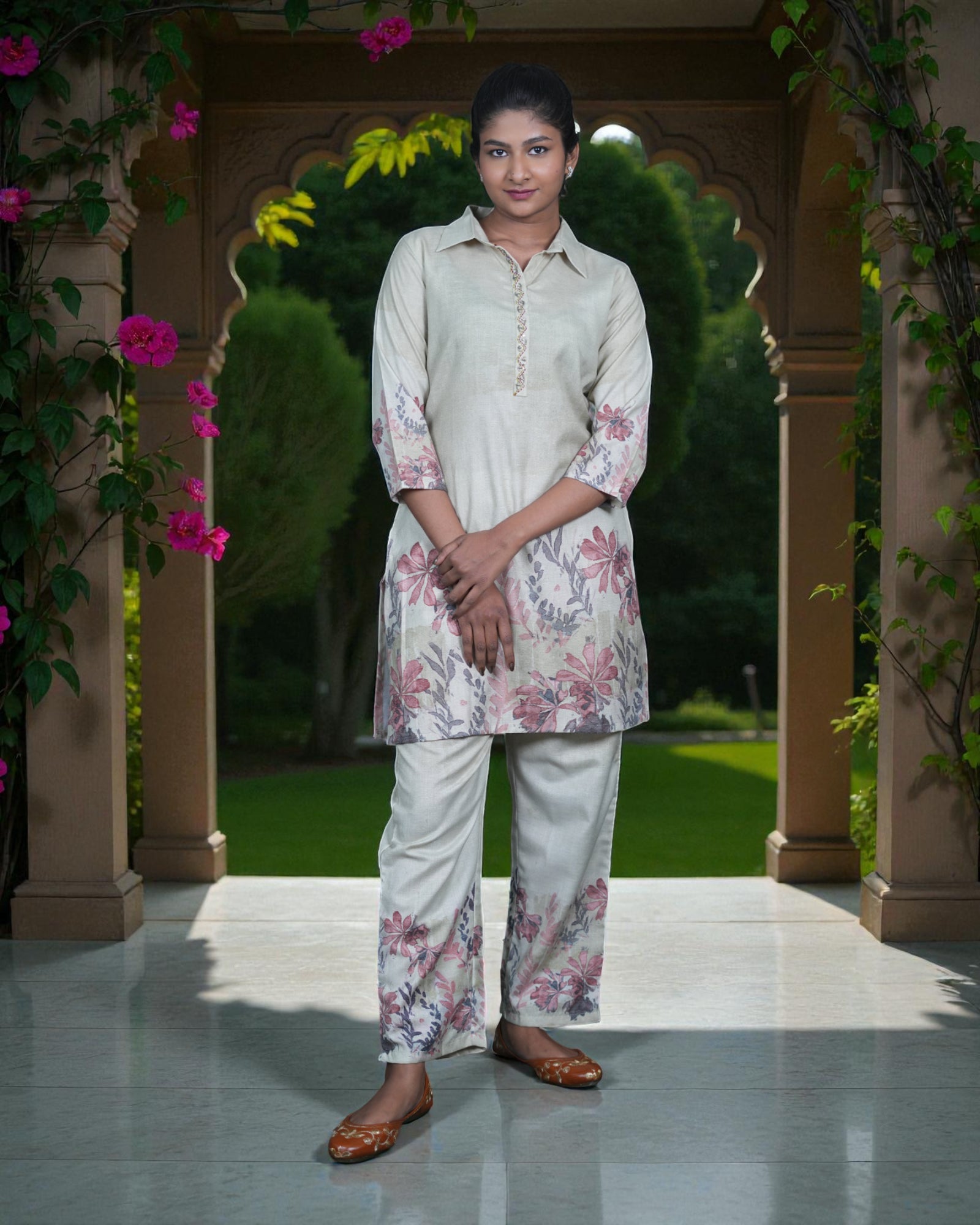 Floral Cotton Ankle Pants With Elegant Embroidery