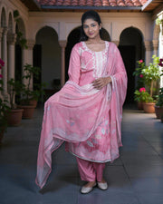 Floral Print Crepe Silk Kurta Set