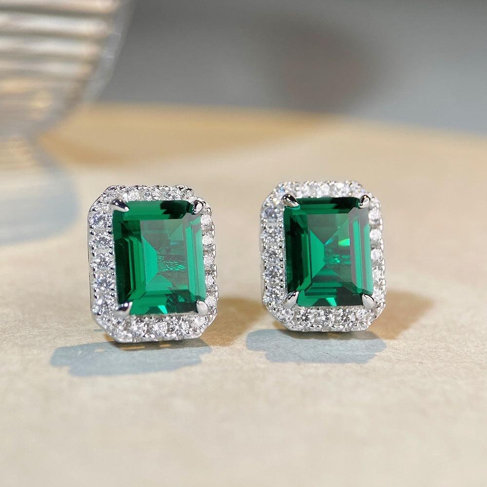 Eternal Spring Emerald Necklace Set - Dyulokha