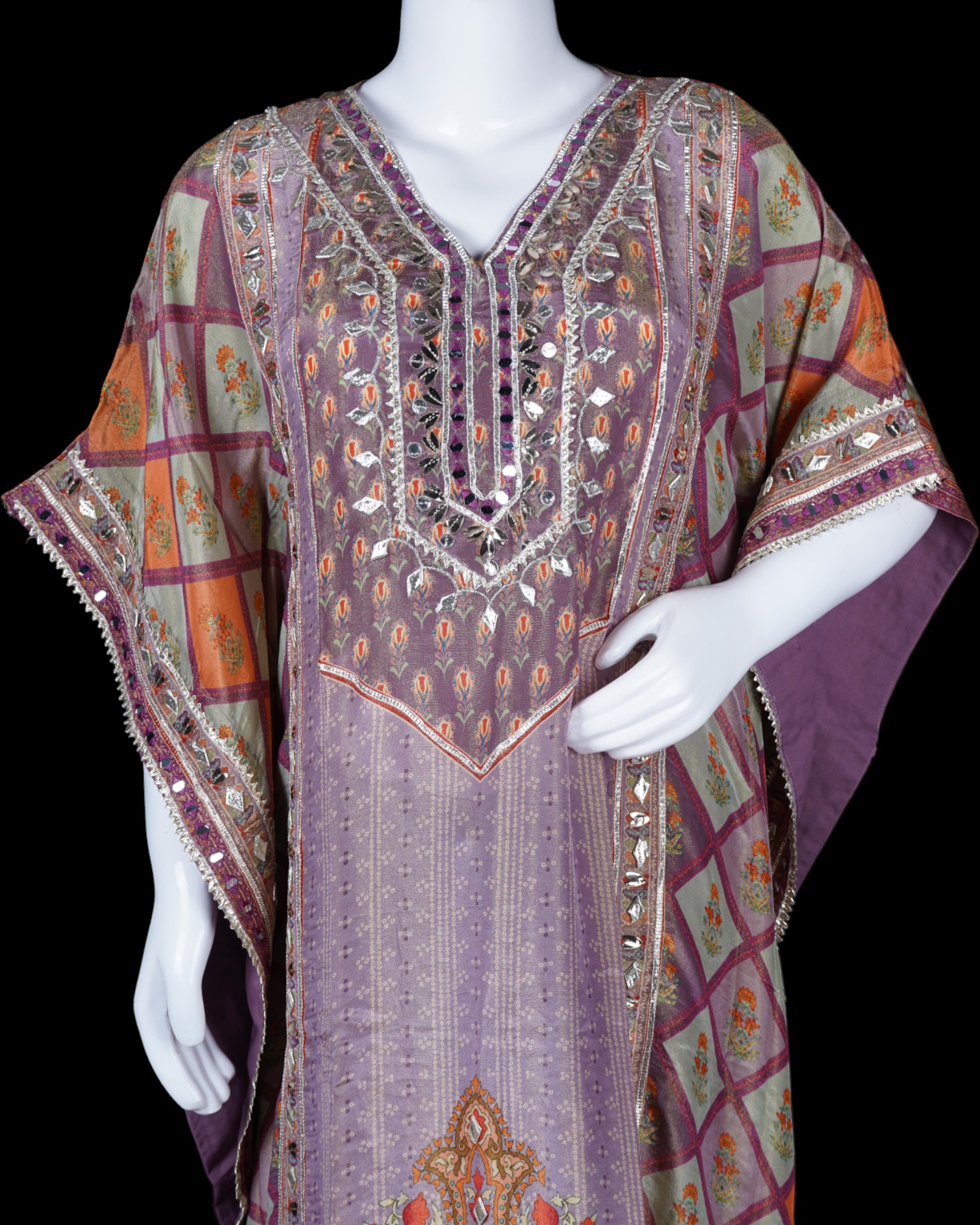 Cotton Kaftan with Traditional Bandhani Print