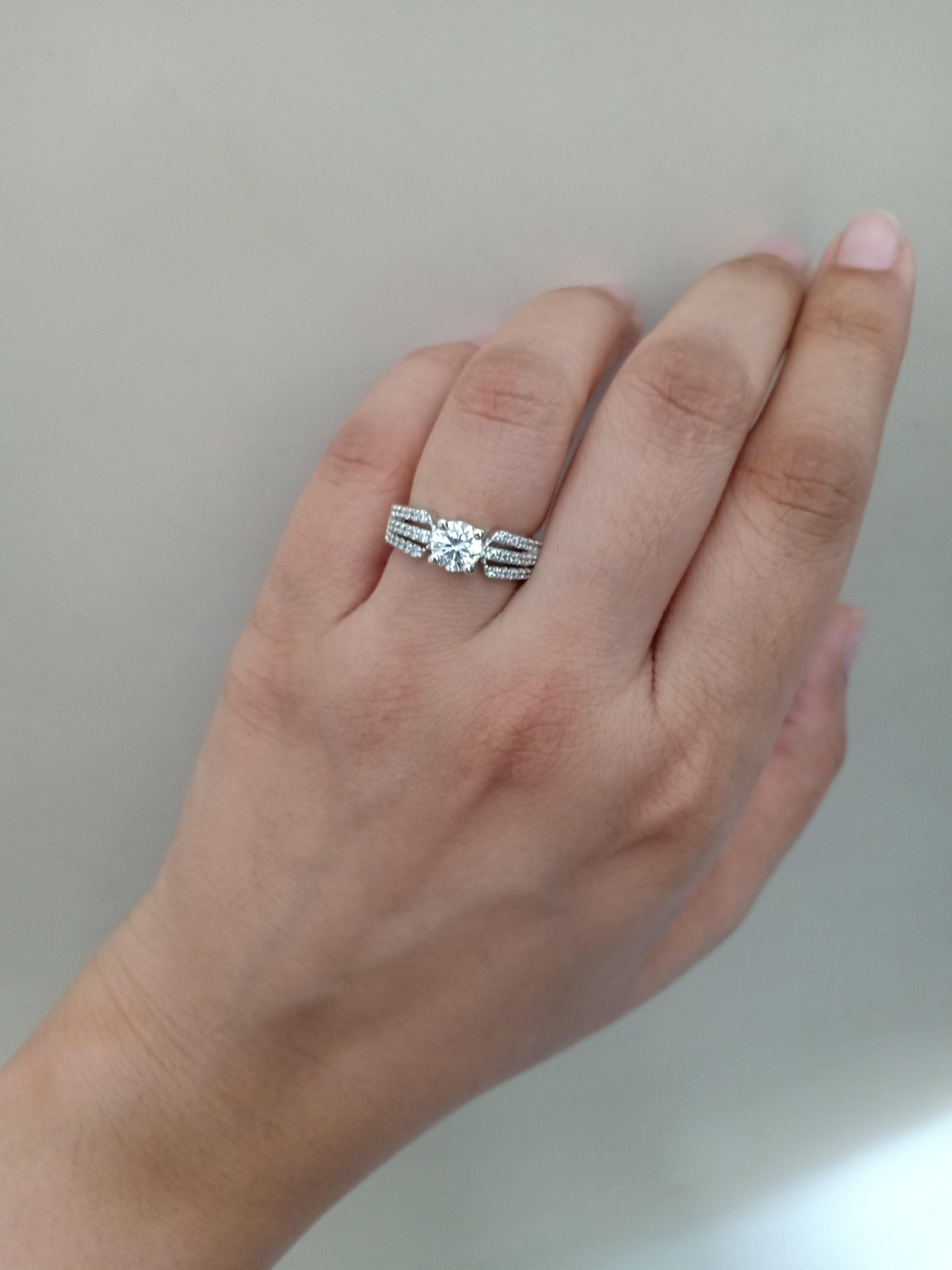 White Gold CZ Sparkle Ring - Dyulokha