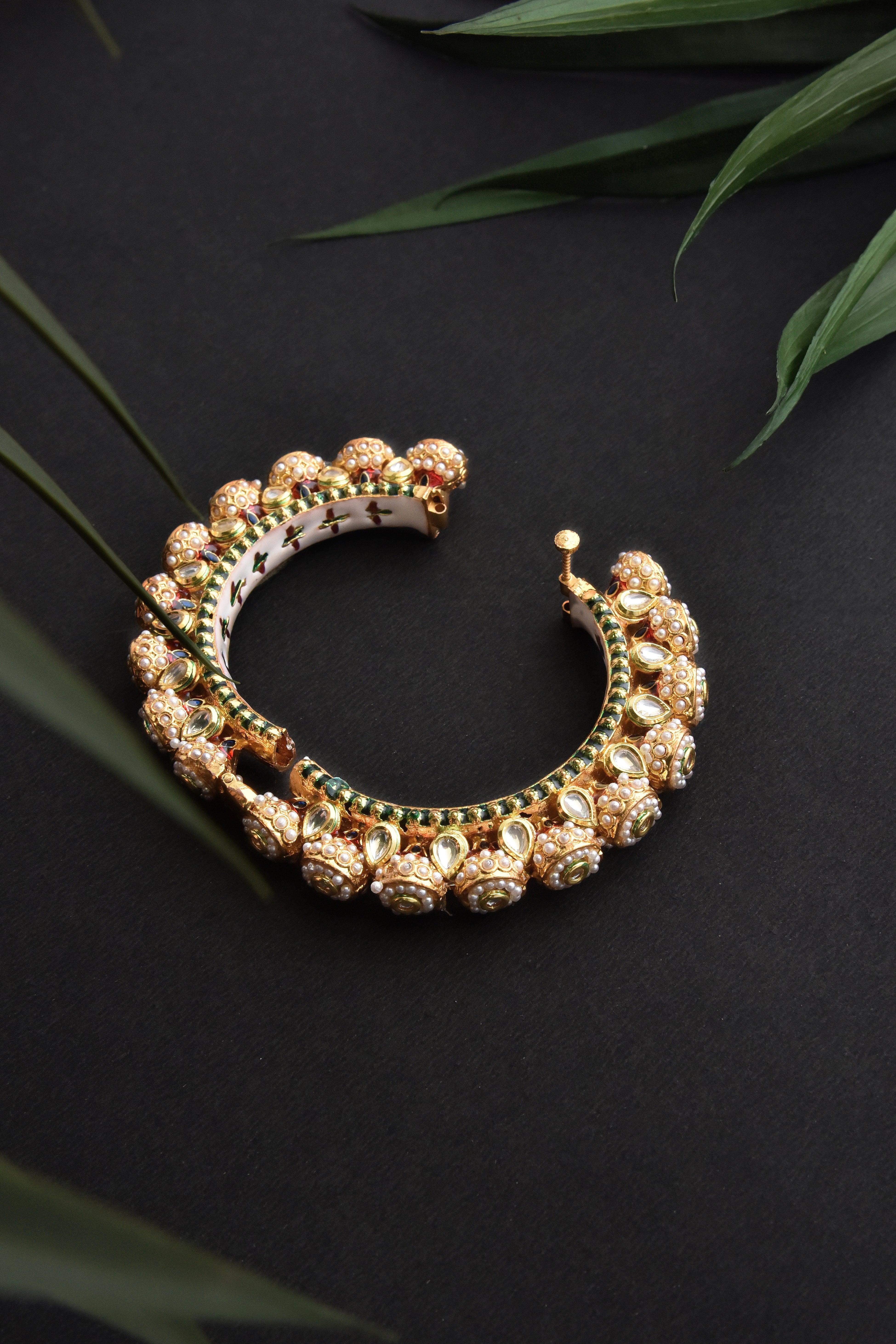 Opulent Oasis Jadau Kundan Bangle - Dyulokha