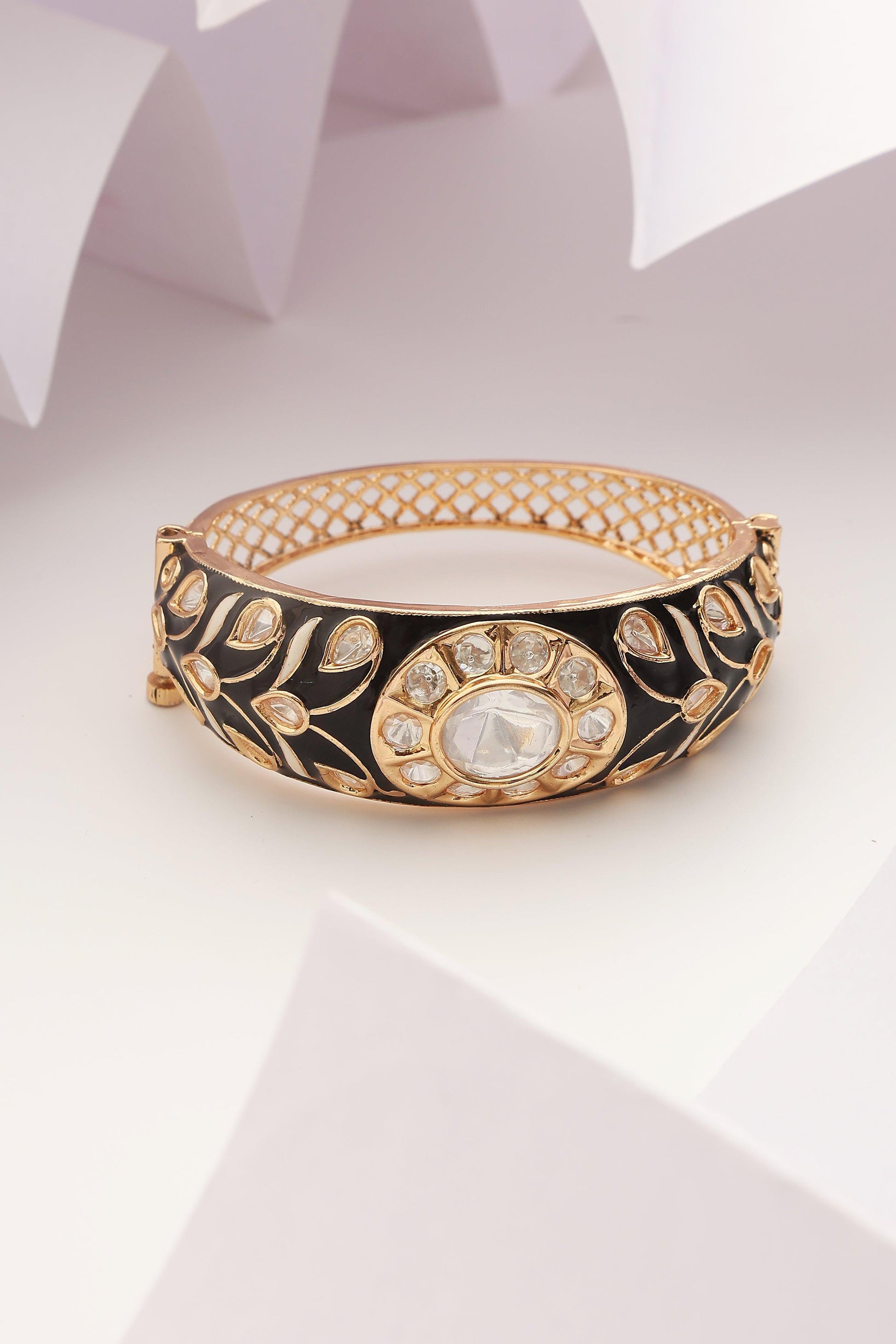 Embrace Elegance Polki Bracelet - Dyulokha