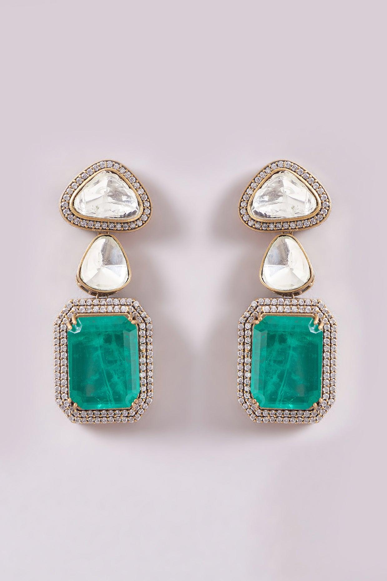 Emerald Accent Polki Choker Set - Dyulokha
