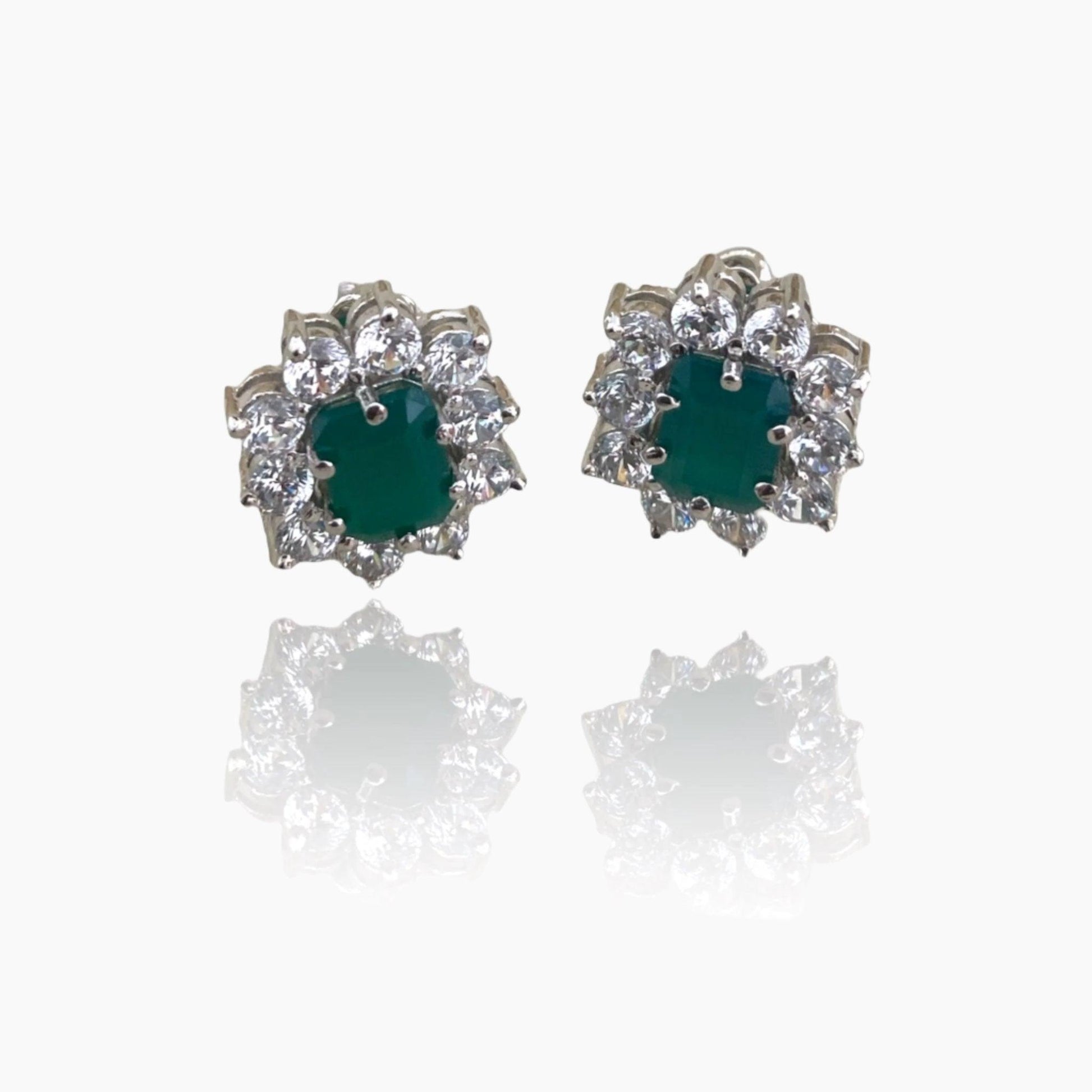 Glimmering Ador Studs - Dyulokha