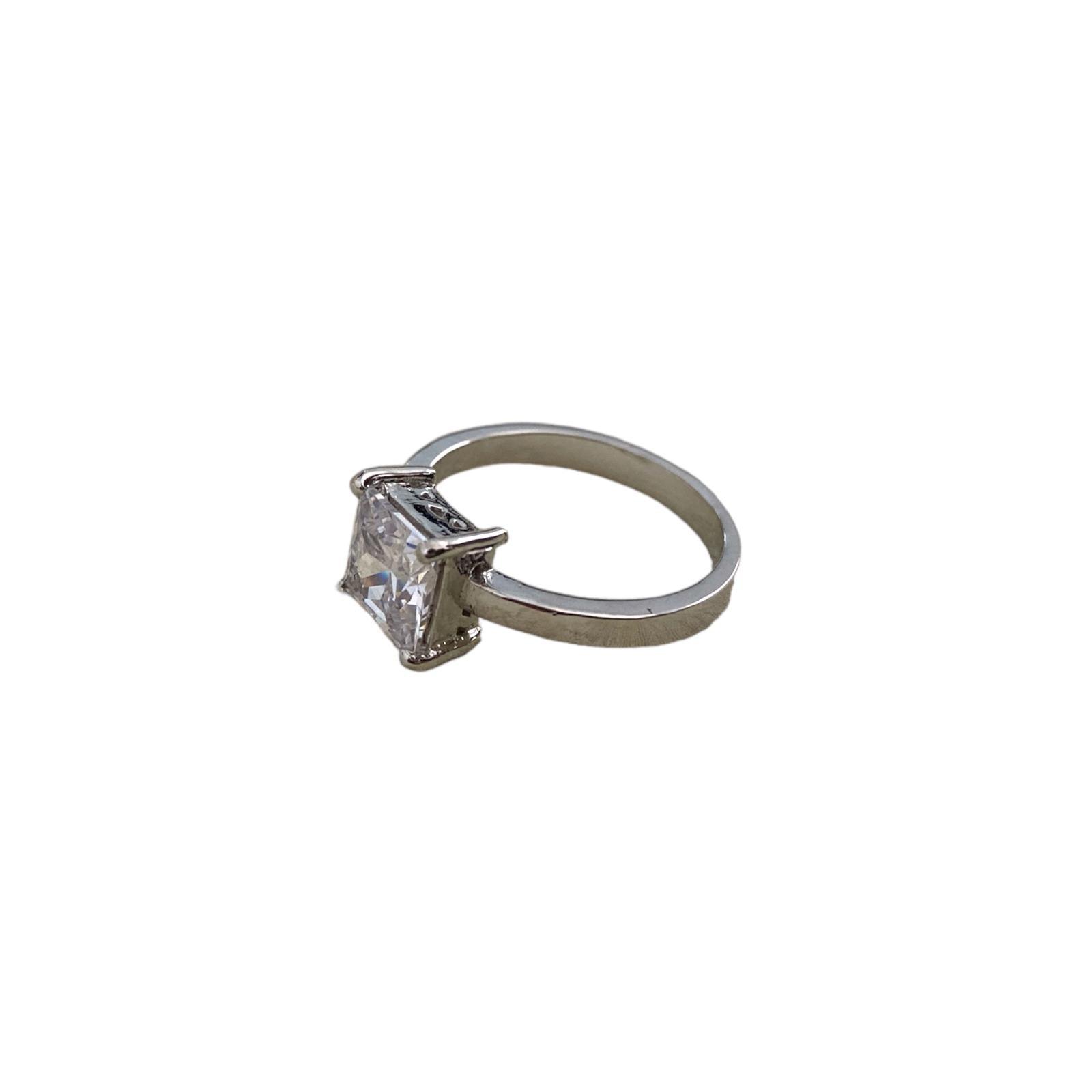 Princess CZ Solitaire Ring - Dyulokha