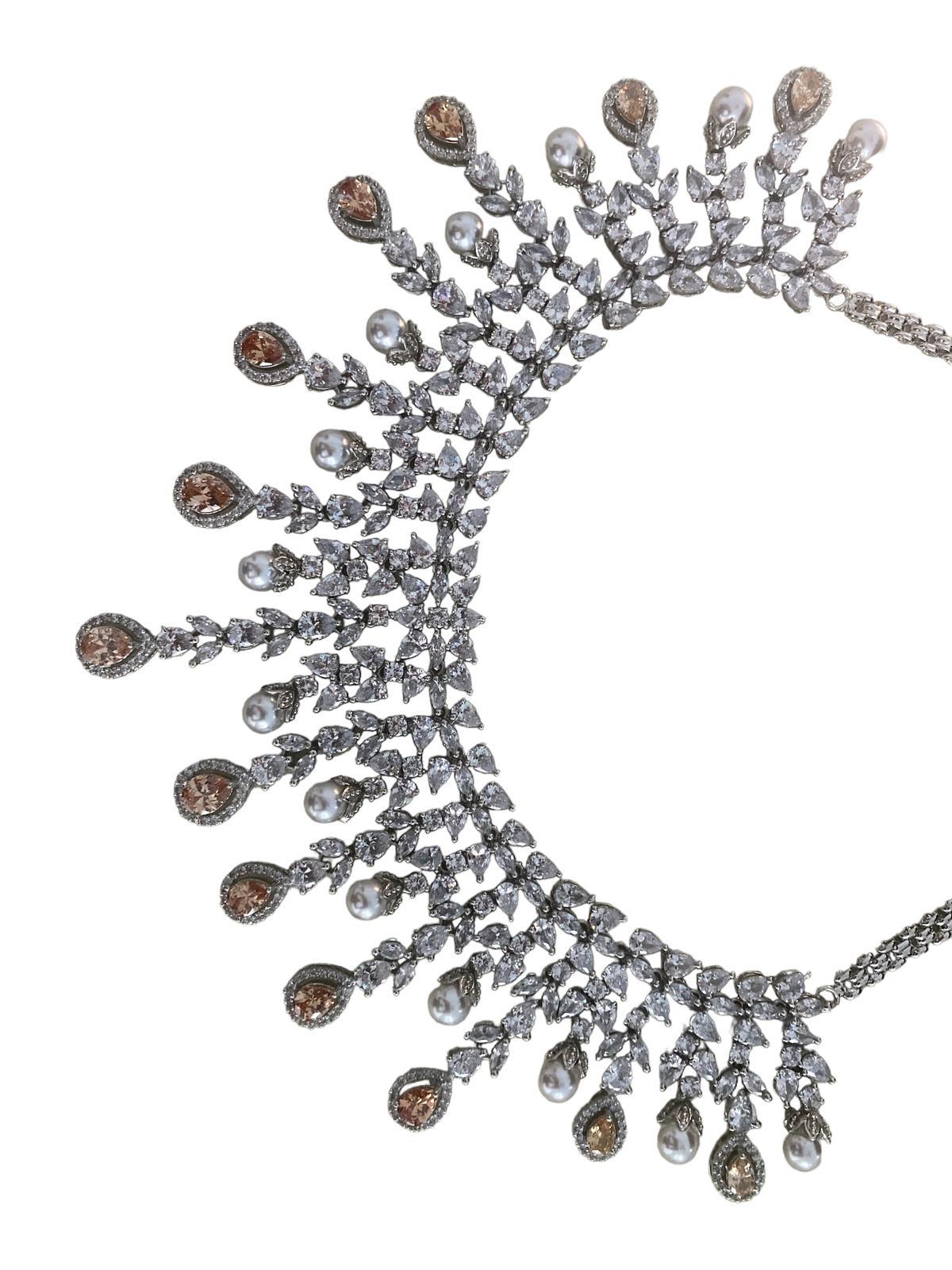 Peach Elegance Diamond Necklace Set - Dyulokha